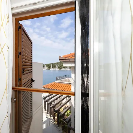Holiday home Nice In Rogoznica With Wifi